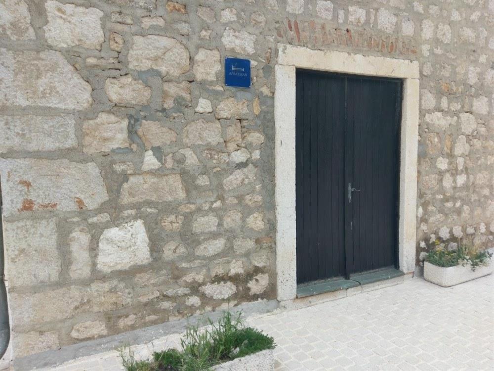 Appartement In Einem Dalmatischen Haus In Novigrad-Dalmatien Neben Zadar Novigrad (Dalmatia) Exterior foto